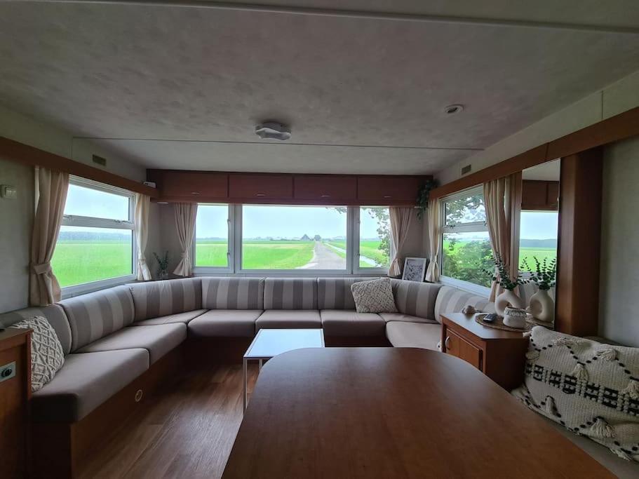 Chalet 'Como La Flor' Julianadorp Flowerfields Overview! 外观 照片